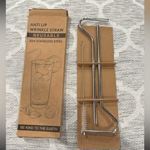 NWT Anti Lip Wrinkle Straws